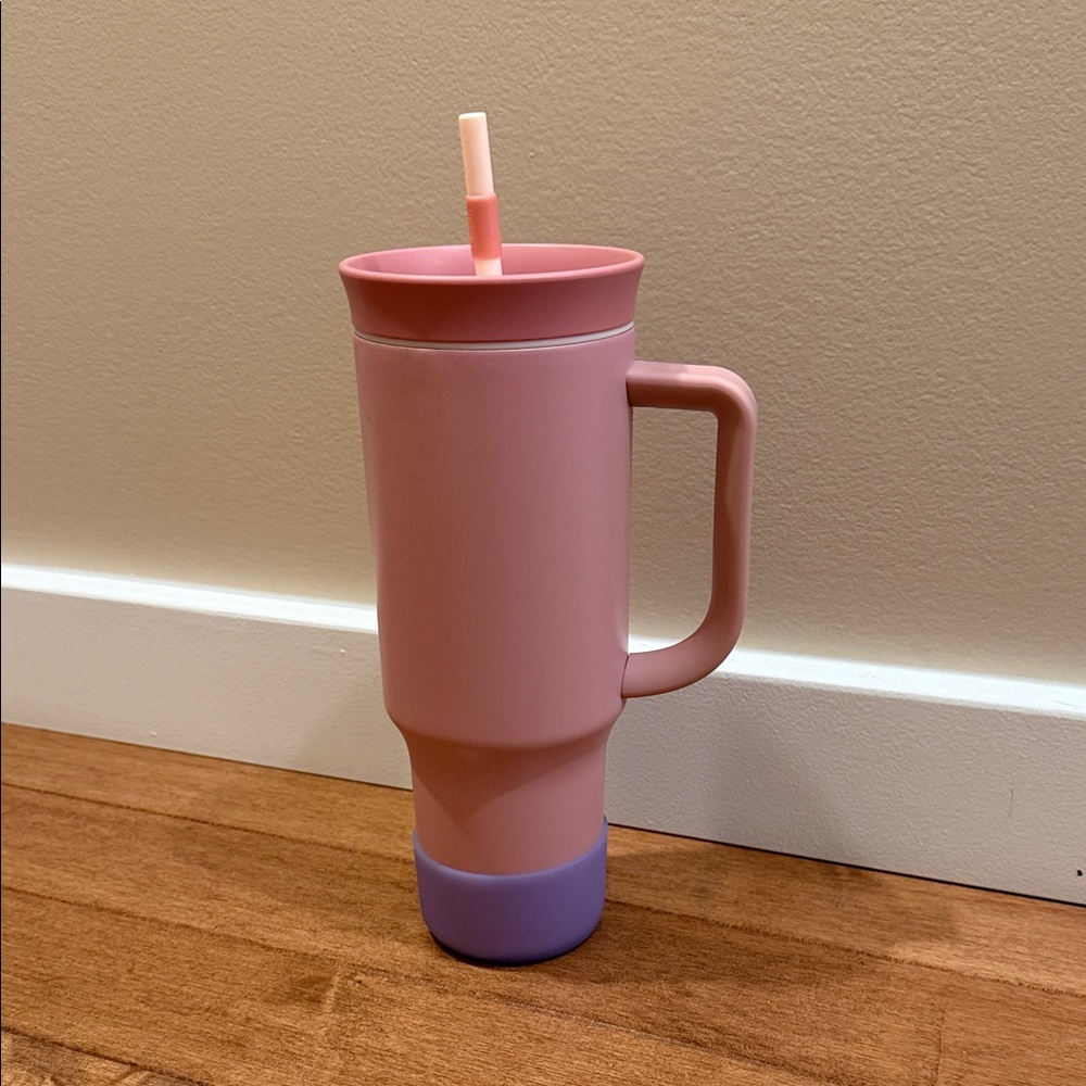 Owala straw tumbler with silicone boot